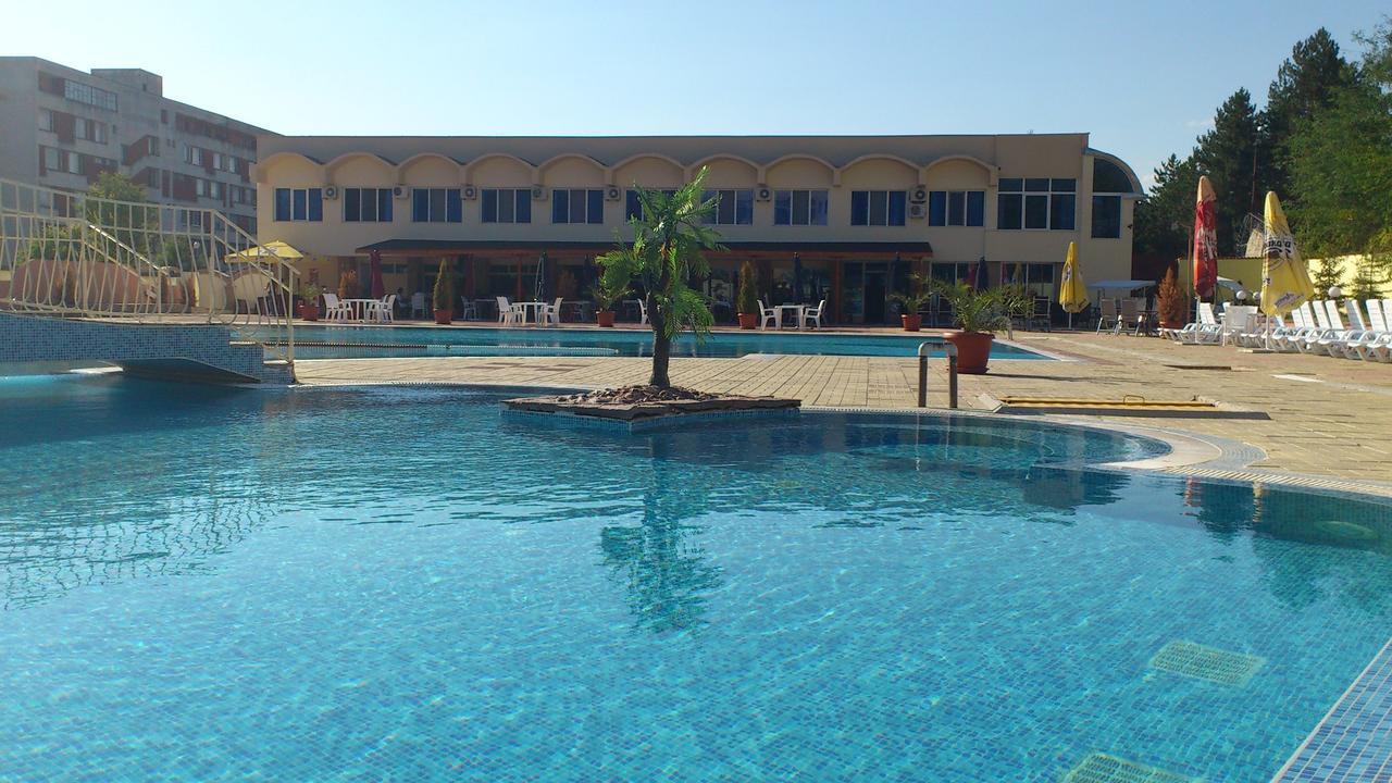 Hotel Mimoza Razgrad Luaran gambar