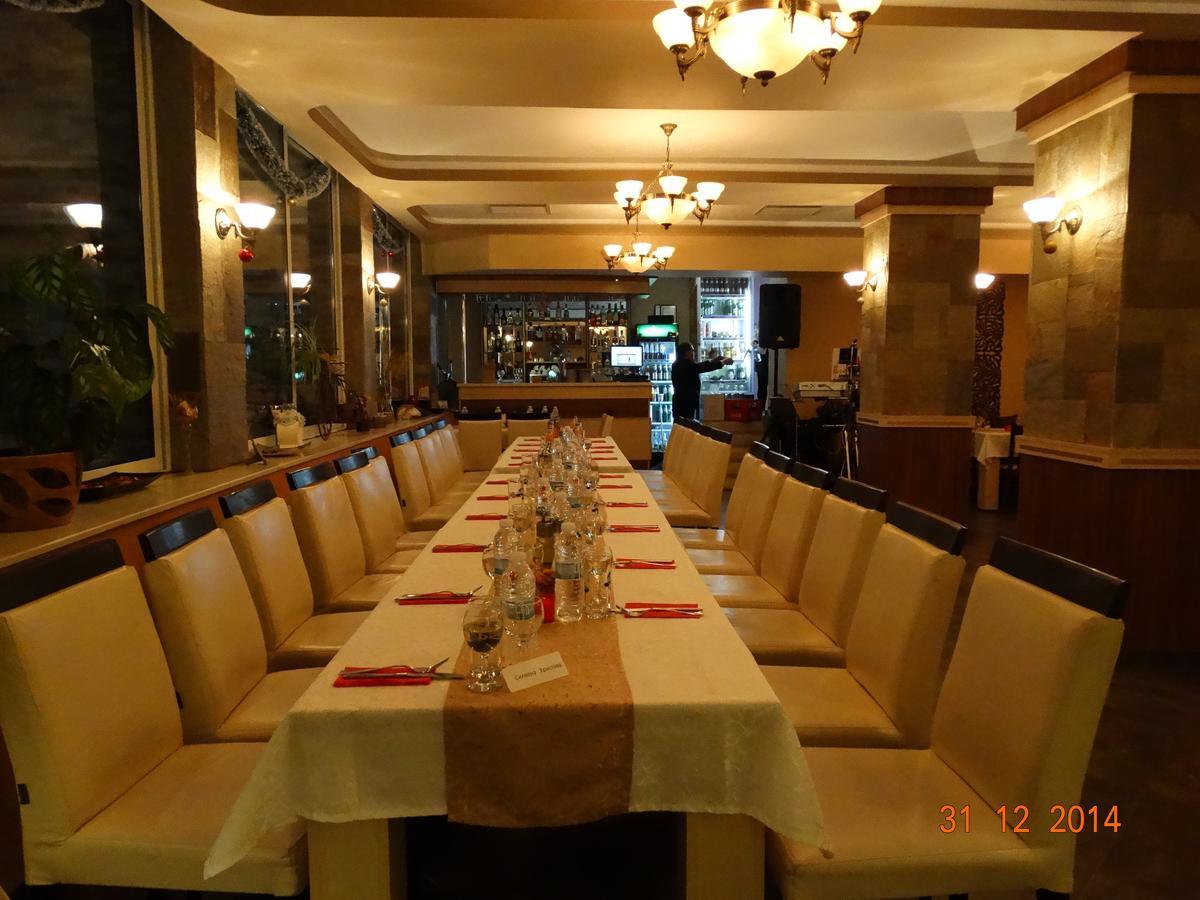 Hotel Mimoza Razgrad Luaran gambar