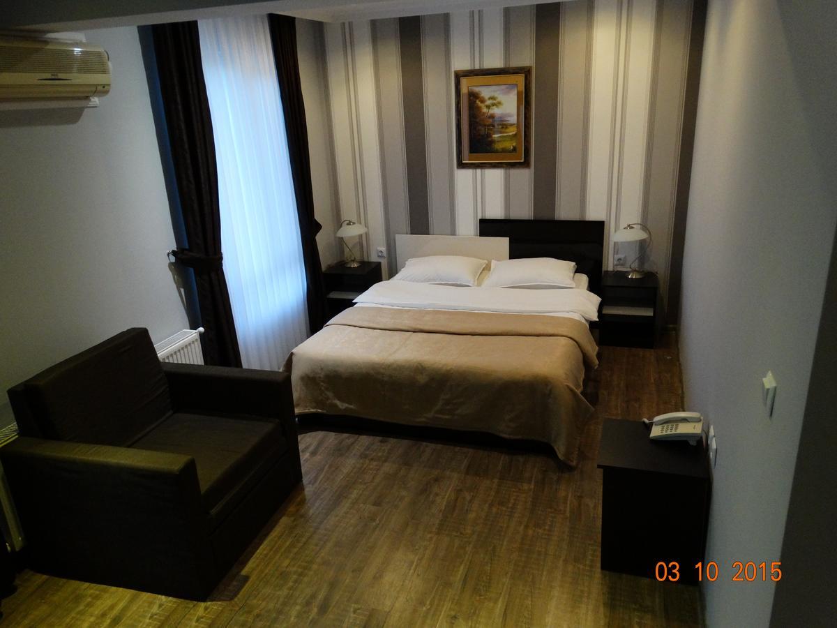 Hotel Mimoza Razgrad Luaran gambar