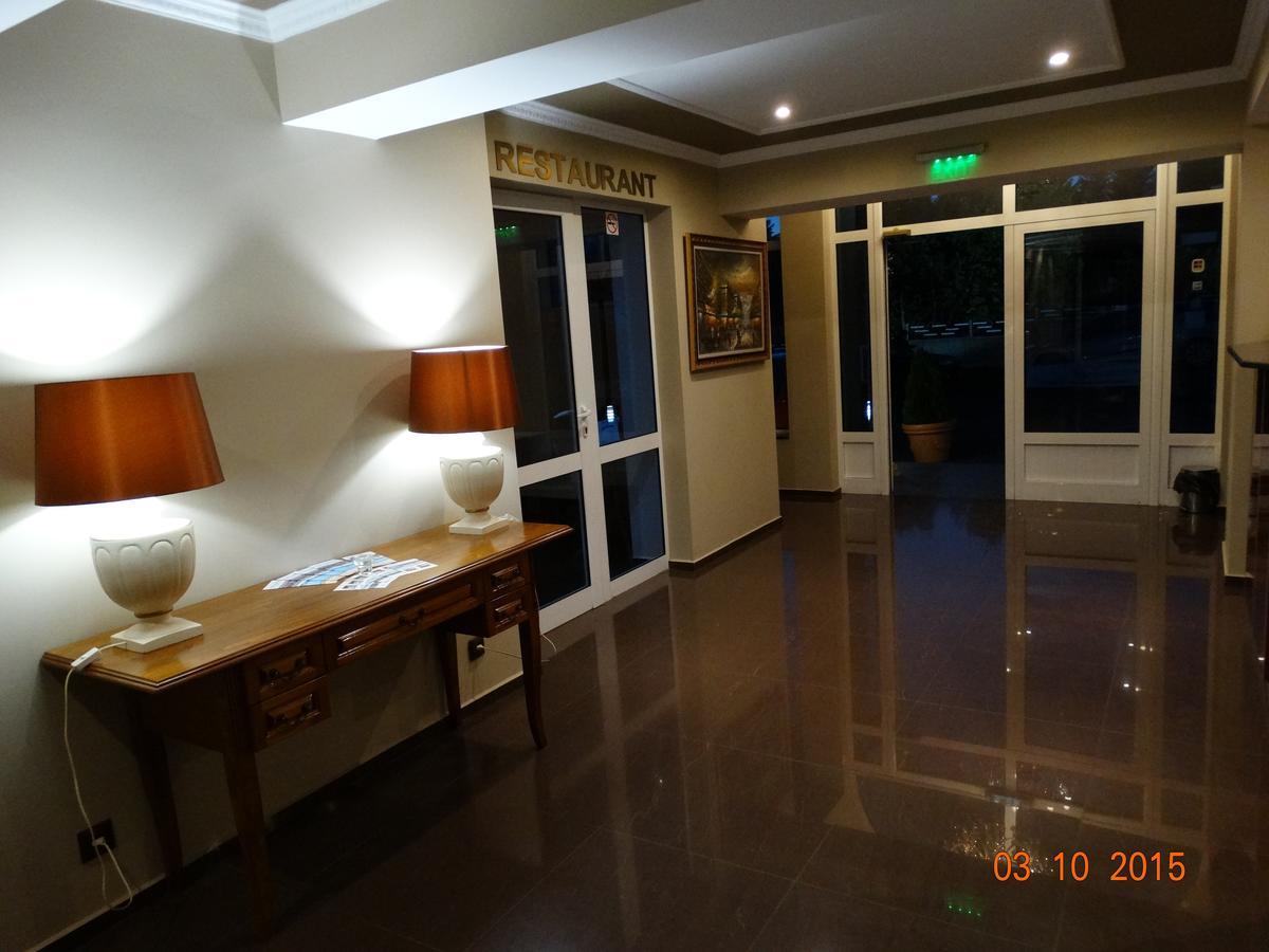 Hotel Mimoza Razgrad Luaran gambar